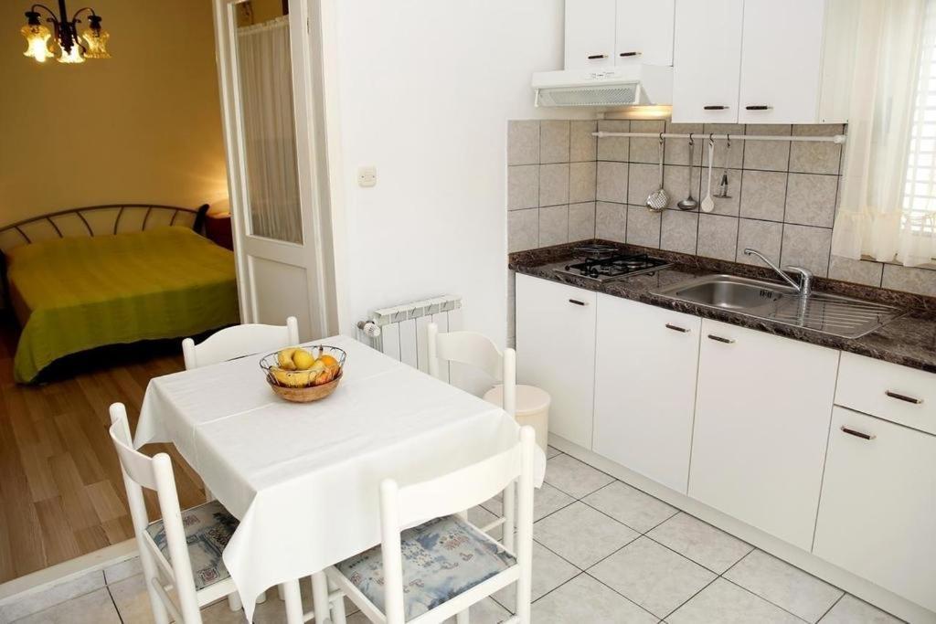 Apartment Plava Plaza Vodice Kültér fotó